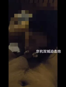 北京医药公司有男友的女同事 白嫩活好反差感