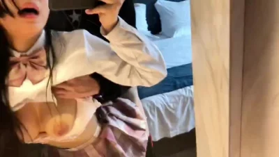 后入打桩狂操不停高潮还自拍记录！【后续已上传下面简界